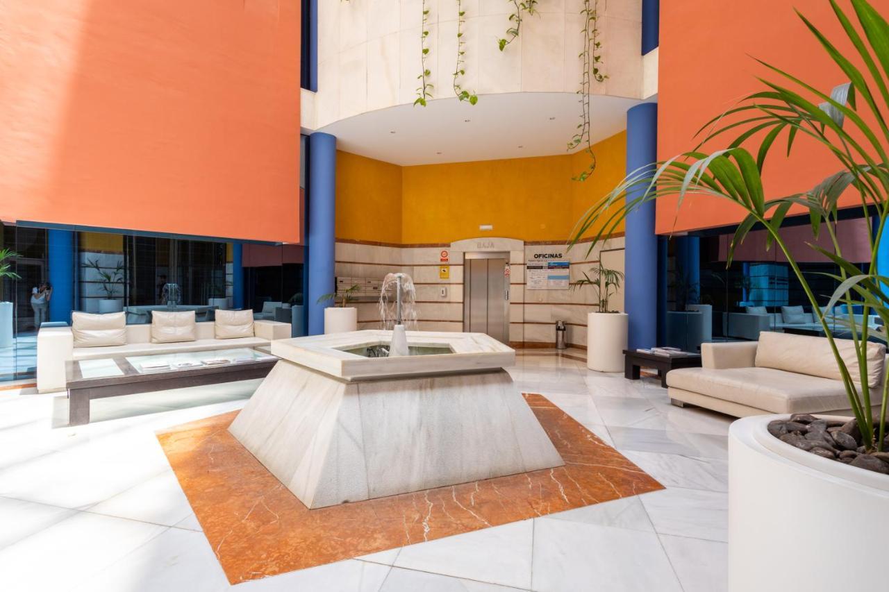 Puerto Banus, Edificio Tembo, 2 Bedroom Apartment, Parking And Pool Marbella Dış mekan fotoğraf
